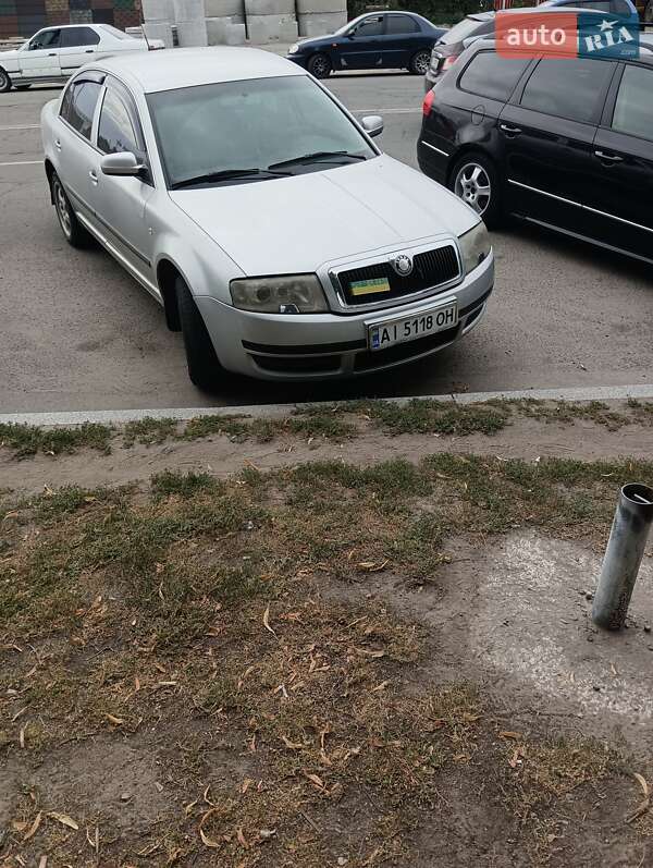 Ліфтбек Skoda Superb 2006 в Ружині