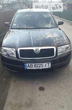 Лифтбек Skoda Superb 2004 в Гайсине