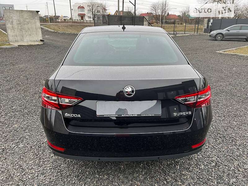 Ліфтбек Skoda Superb 2019 в Луцьку