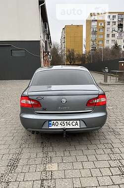 Лифтбек Skoda Superb 2011 в Ужгороде