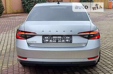 Лифтбек Skoda Superb 2020 в Мукачево