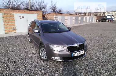 Универсал Skoda Superb 2011 в Кременчуге