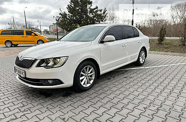 Ліфтбек Skoda Superb 2014 в Хмельницькому