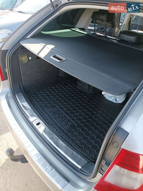 Універсал Skoda Superb 2012 в Києві фото 8 Універсал Skoda Superb 2012 в Києві