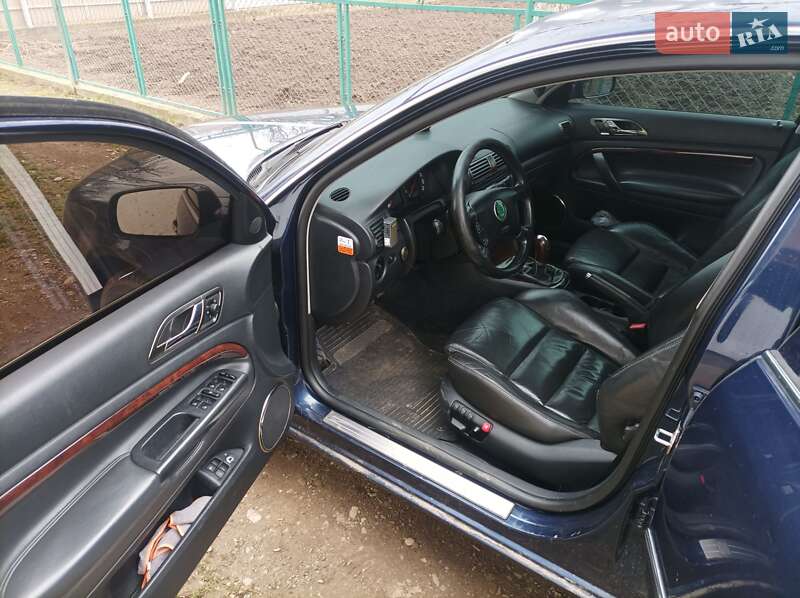 Лифтбек Skoda Superb 2005 в Коломые