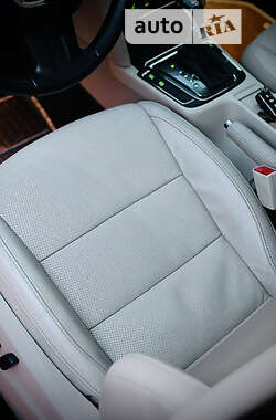 Универсал Skoda Superb 2013 в 