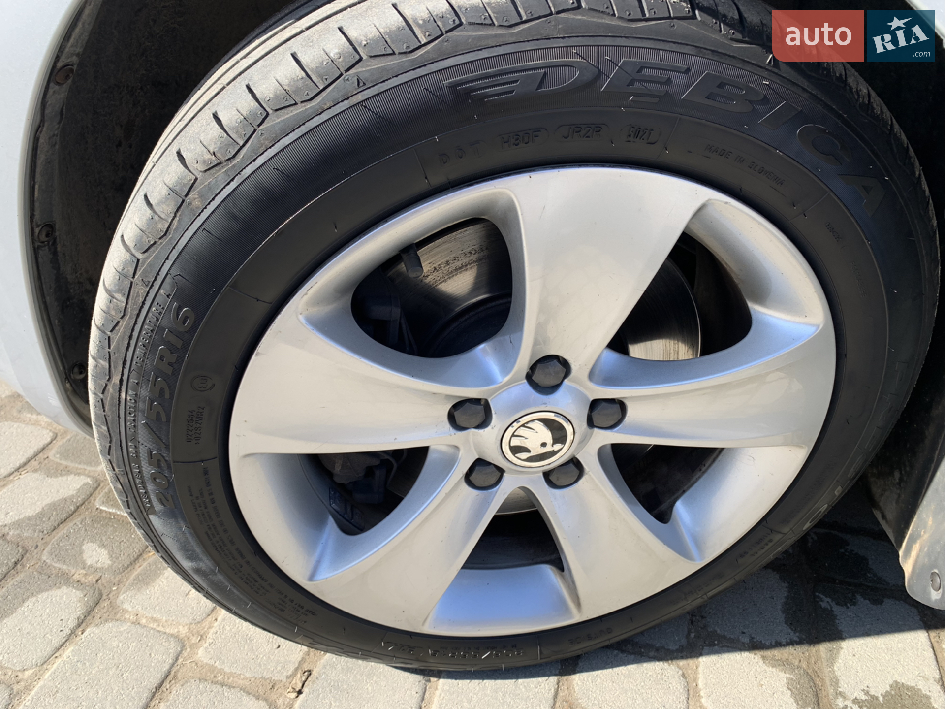 2011 Skoda Superb - мініатюра 14