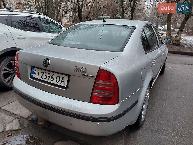 Лифтбек Skoda Superb 2006 в Киеве