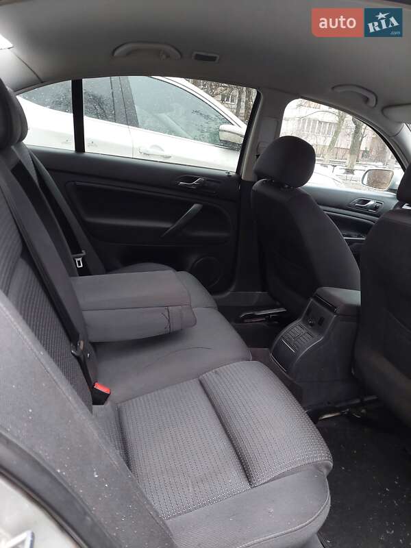 Лифтбек Skoda Superb 2006 в Киеве