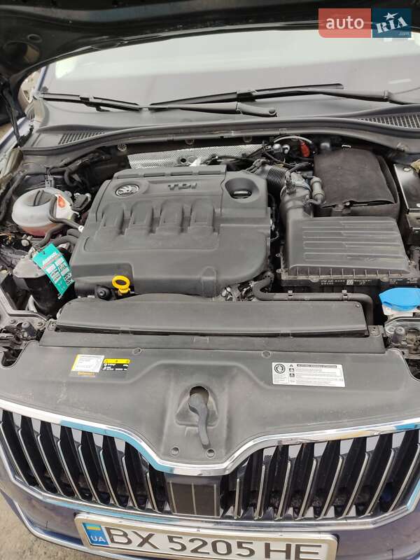 Универсал Skoda Superb 2016 в Хмельницком
