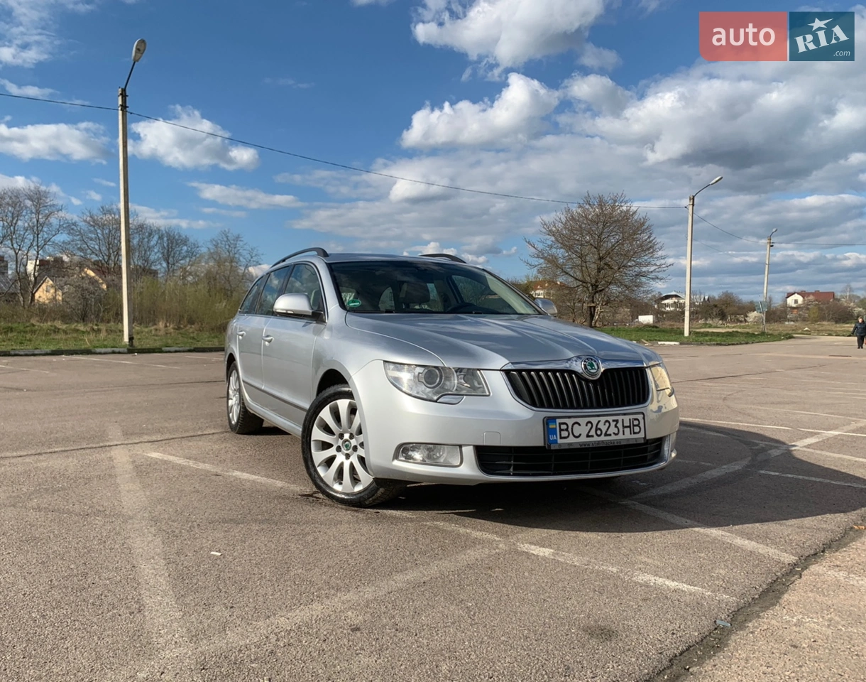 2010 Skoda Superb - мініатюра 20