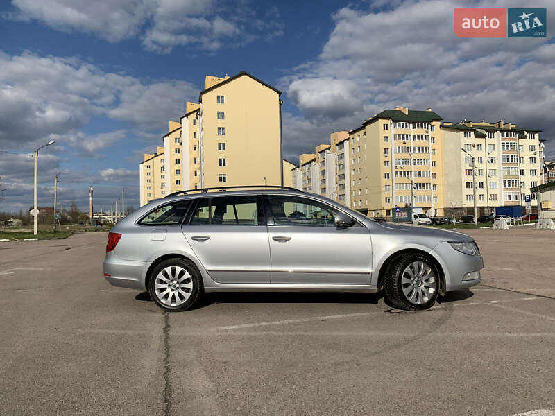 Універсал Skoda Superb 2010 в Стрию фото 5 Універсал Skoda Superb 2010 в Стрию