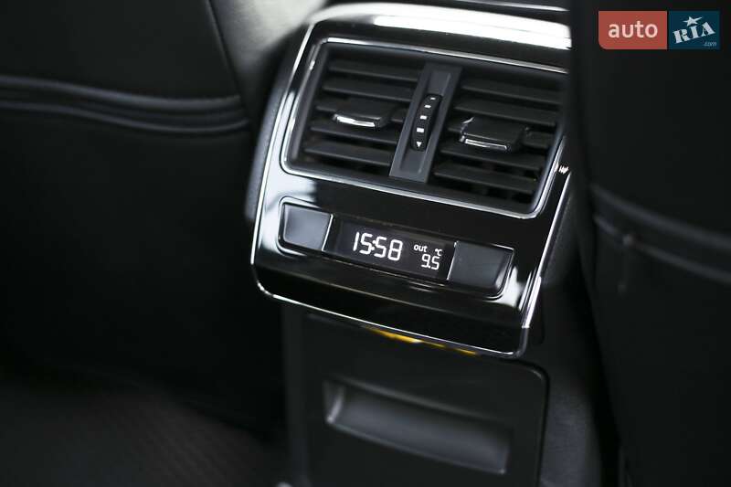 Лифтбек Skoda Superb 2016 в Новой Одессе