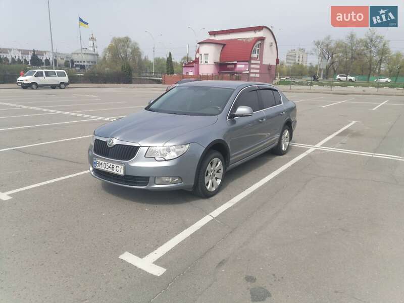 Лифтбек Skoda Superb 2013 в Сумах