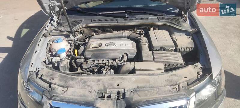 Лифтбек Skoda Superb 2013 в Дрогобыче