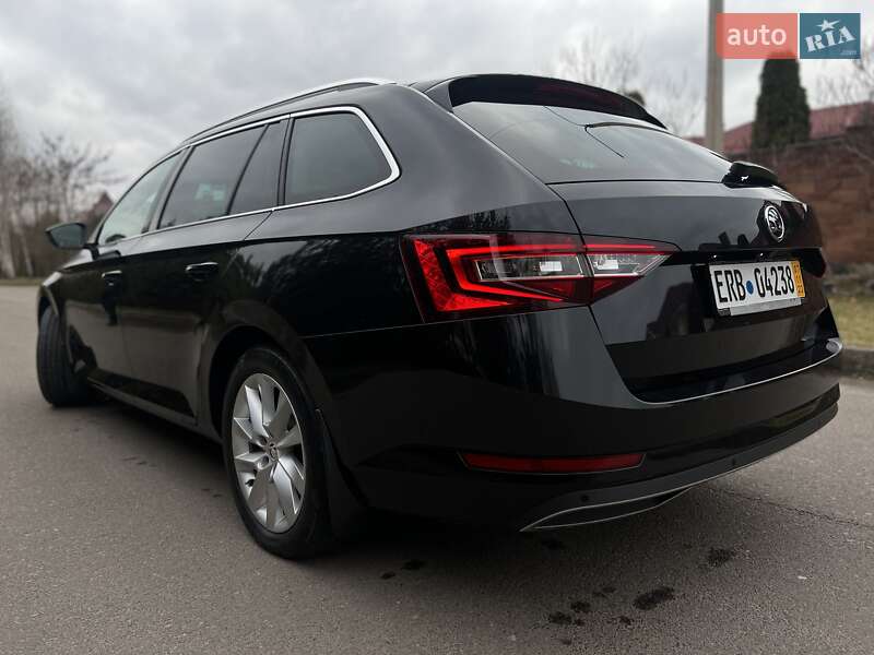 Универсал Skoda Superb 2017 в Ровно