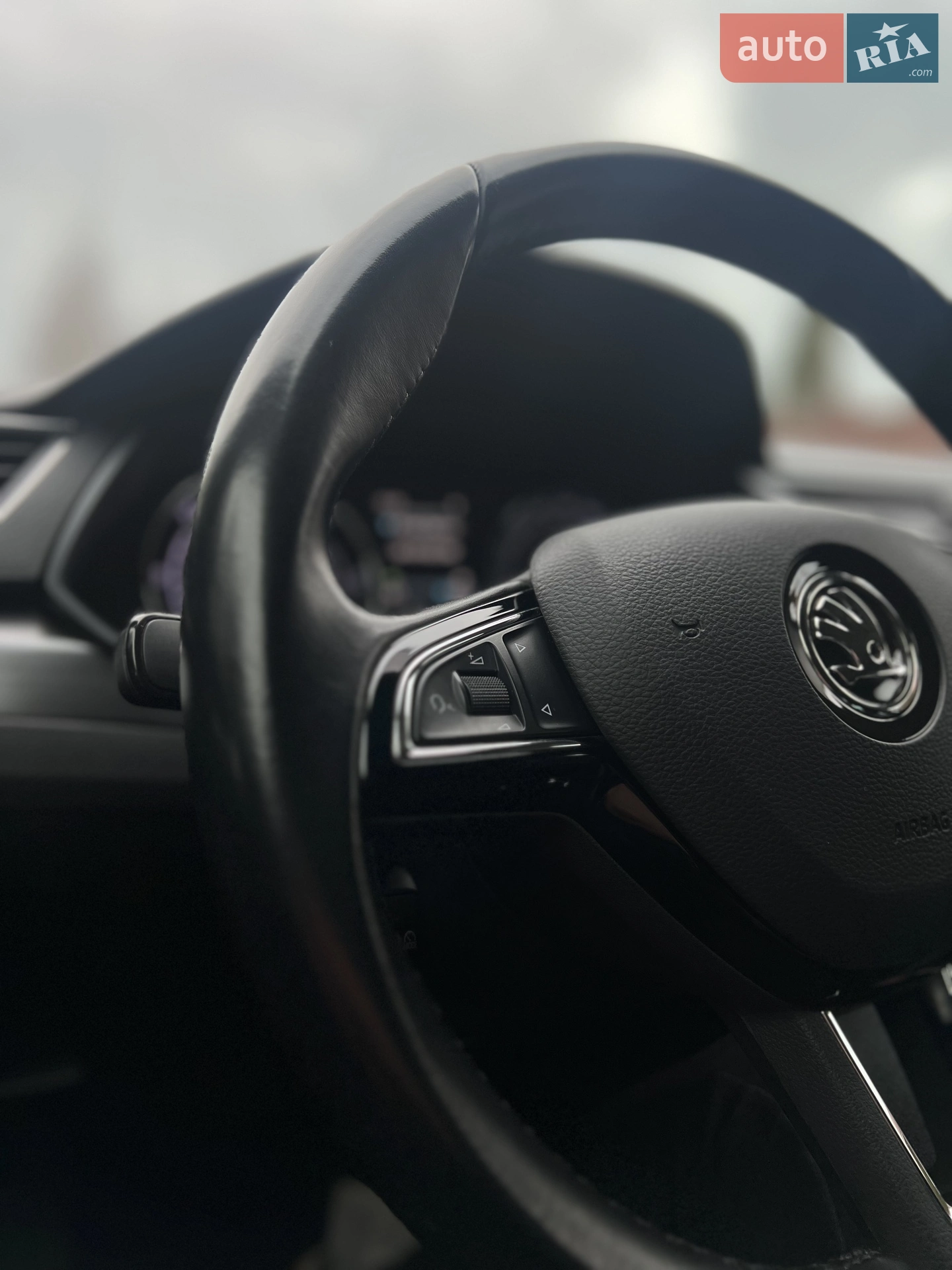 2017 Skoda Superb - мініатюра 27