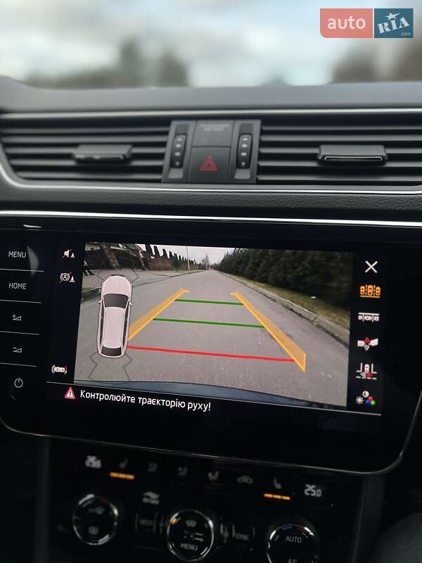 Универсал Skoda Superb 2017 в Ровно