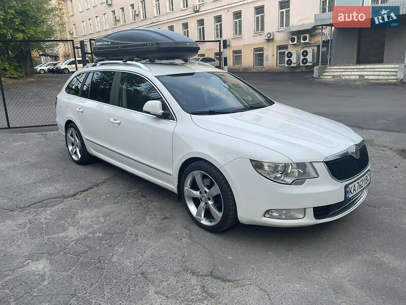Skoda Superb 2012