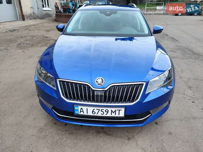 Универсал Skoda Superb 2017 в Киеве