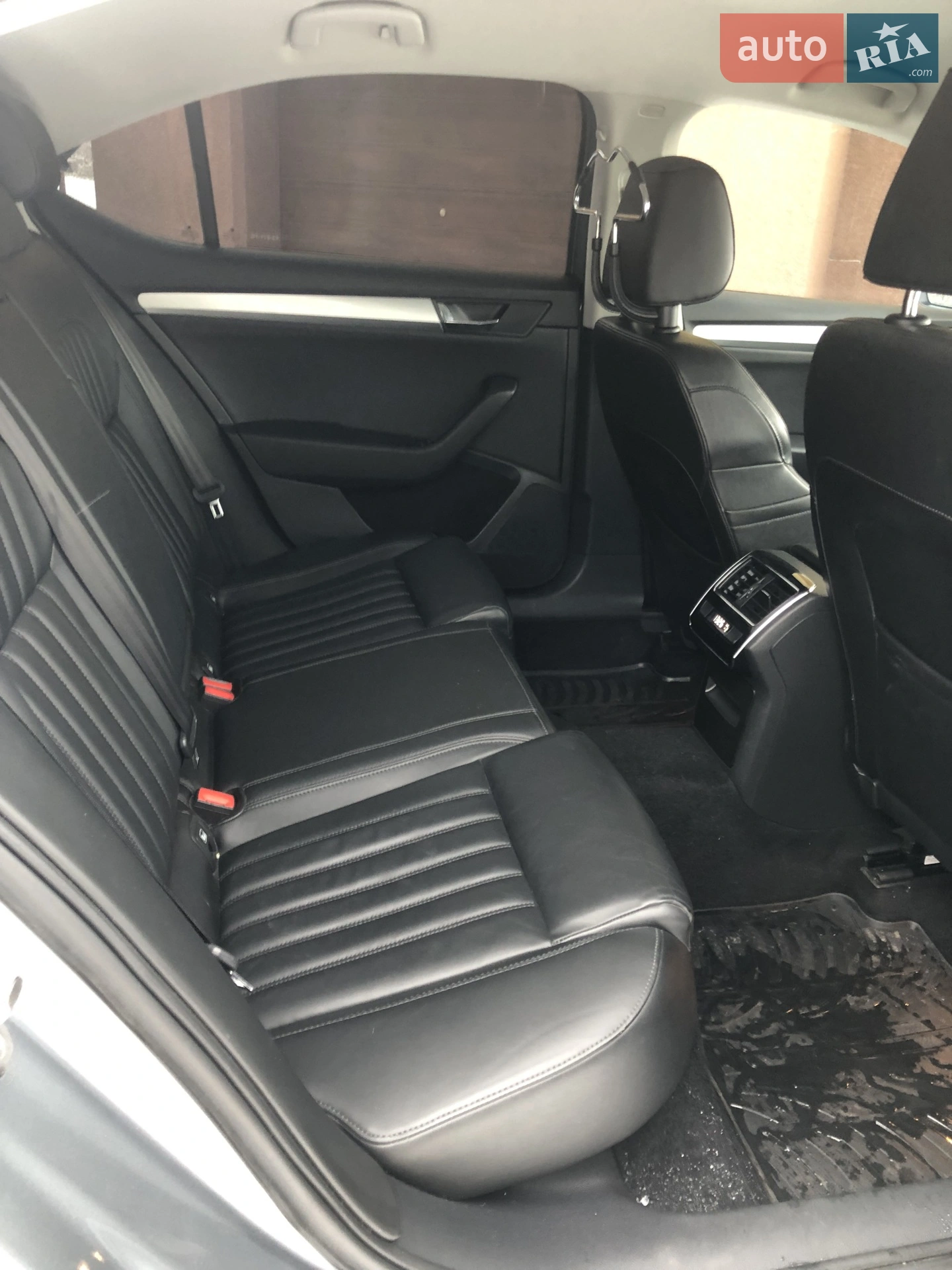 2016 Skoda Superb - мініатюра 10