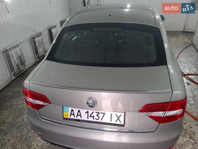 Skoda Superb 2013