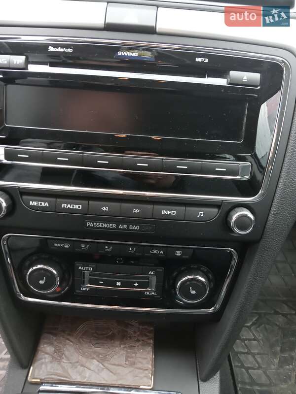 Универсал Skoda Superb 2010 в Голованевске
