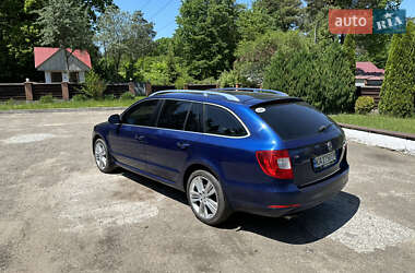 Универсал Skoda Superb 2013 в Киеве