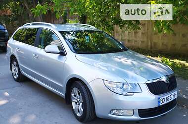 Універсал Skoda Superb 2012 в Хмельницькому