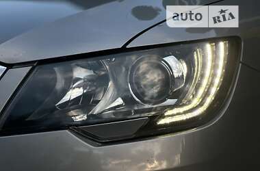 Лифтбек Skoda Superb 2014 в 