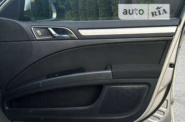 Лифтбек Skoda Superb 2014 в 