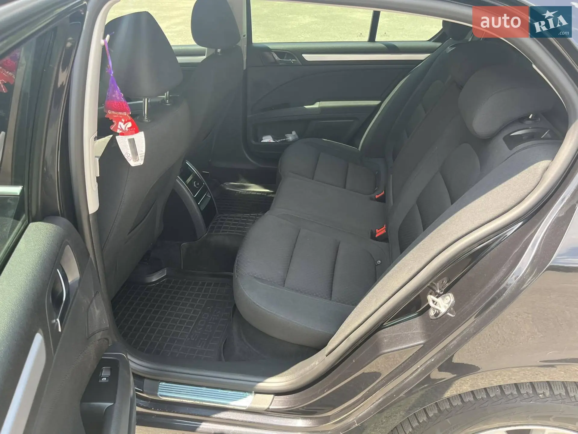 2013 Skoda Superb - мініатюра 14