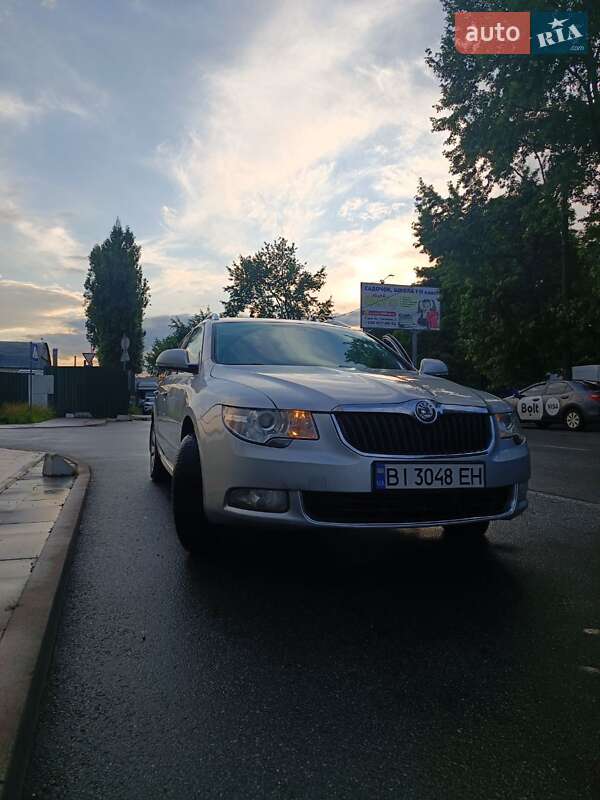 Универсал Skoda Superb 2010 в Киеве фото 2 Универсал Skoda Superb 2010 в Киеве
