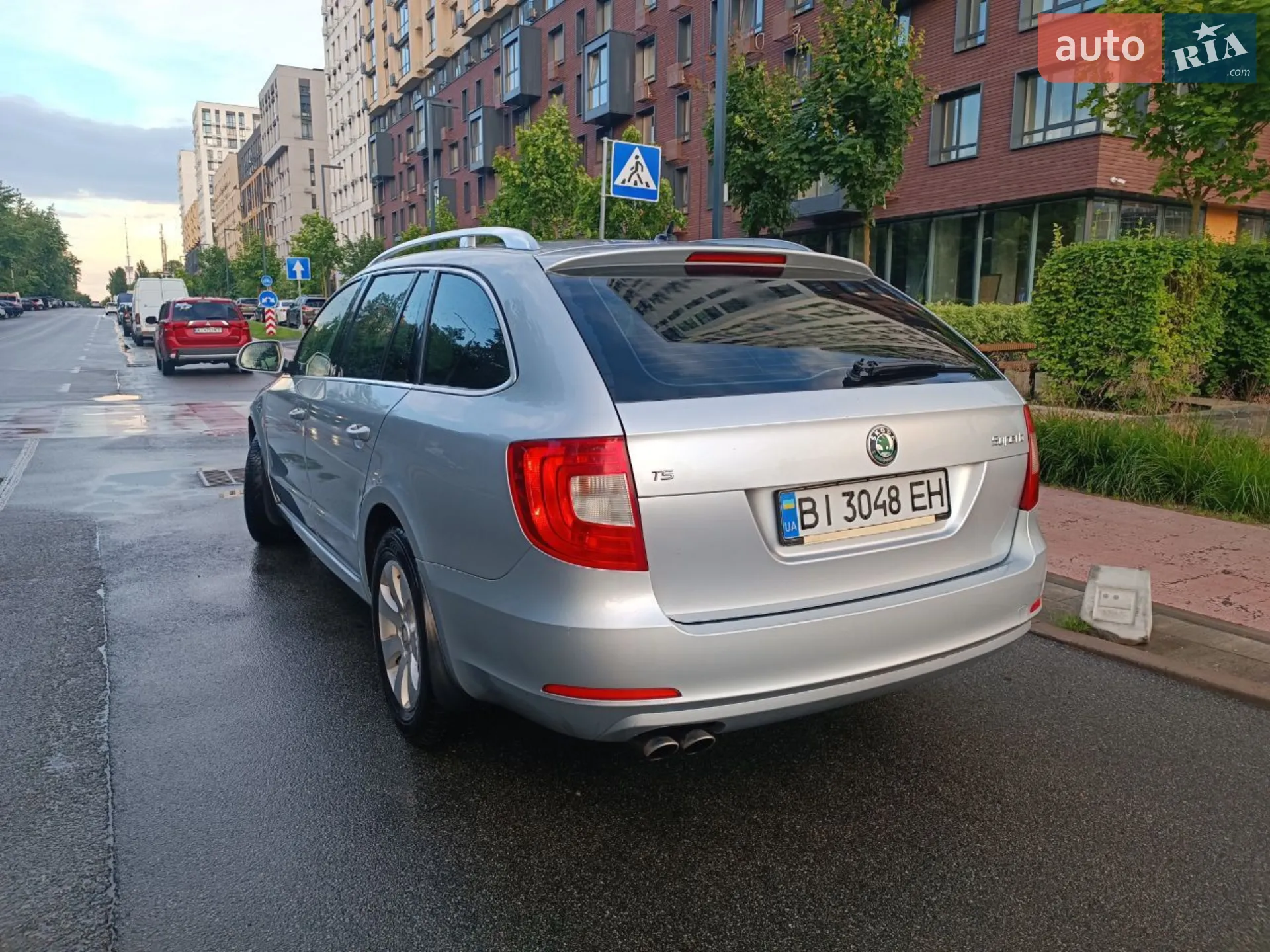 2010 Skoda Superb - мініатюра 10