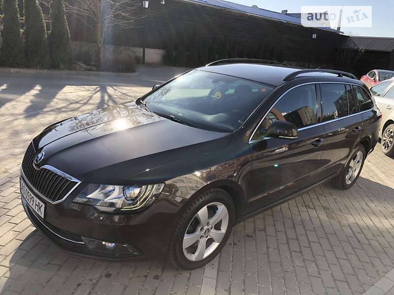 Универсал Skoda Superb 2015 в Киеве