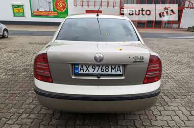 Ліфтбек Skoda Superb 2003 в Кременчуці