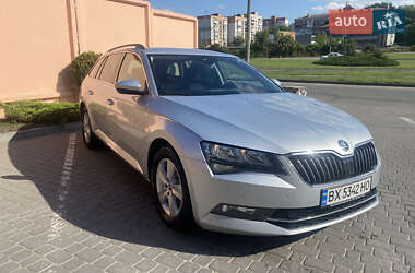 Универсал Skoda Superb 2016 в Хмельницком