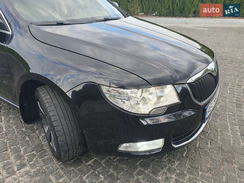 Лифтбек Skoda Superb 2012 в Днепре