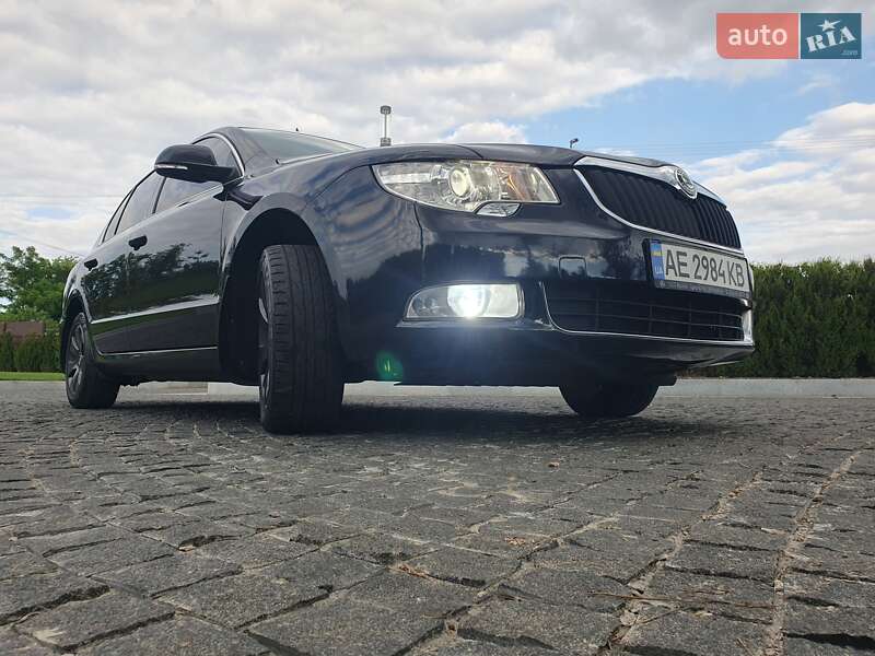 Skoda Superb 2012