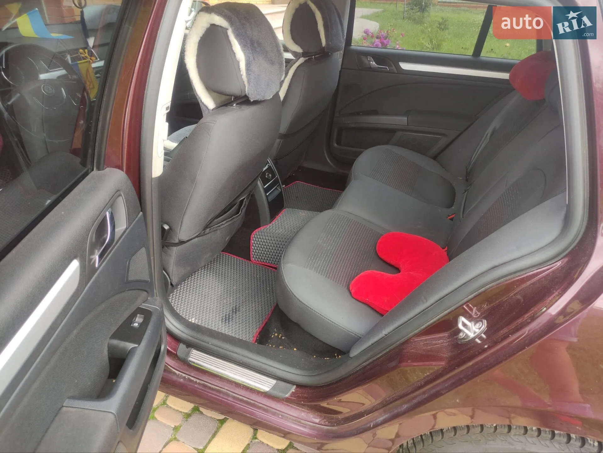 2010 Skoda Superb - мініатюра 7