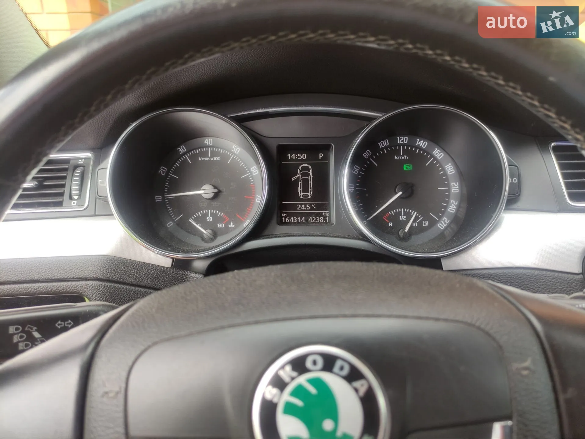 2010 Skoda Superb - мініатюра 8