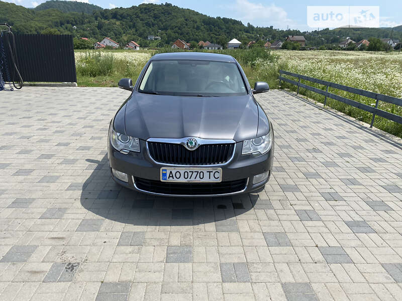 Лифтбек Skoda Superb 2011 в Иршаве фото 2 Лифтбек Skoda Superb 2011 в Иршаве