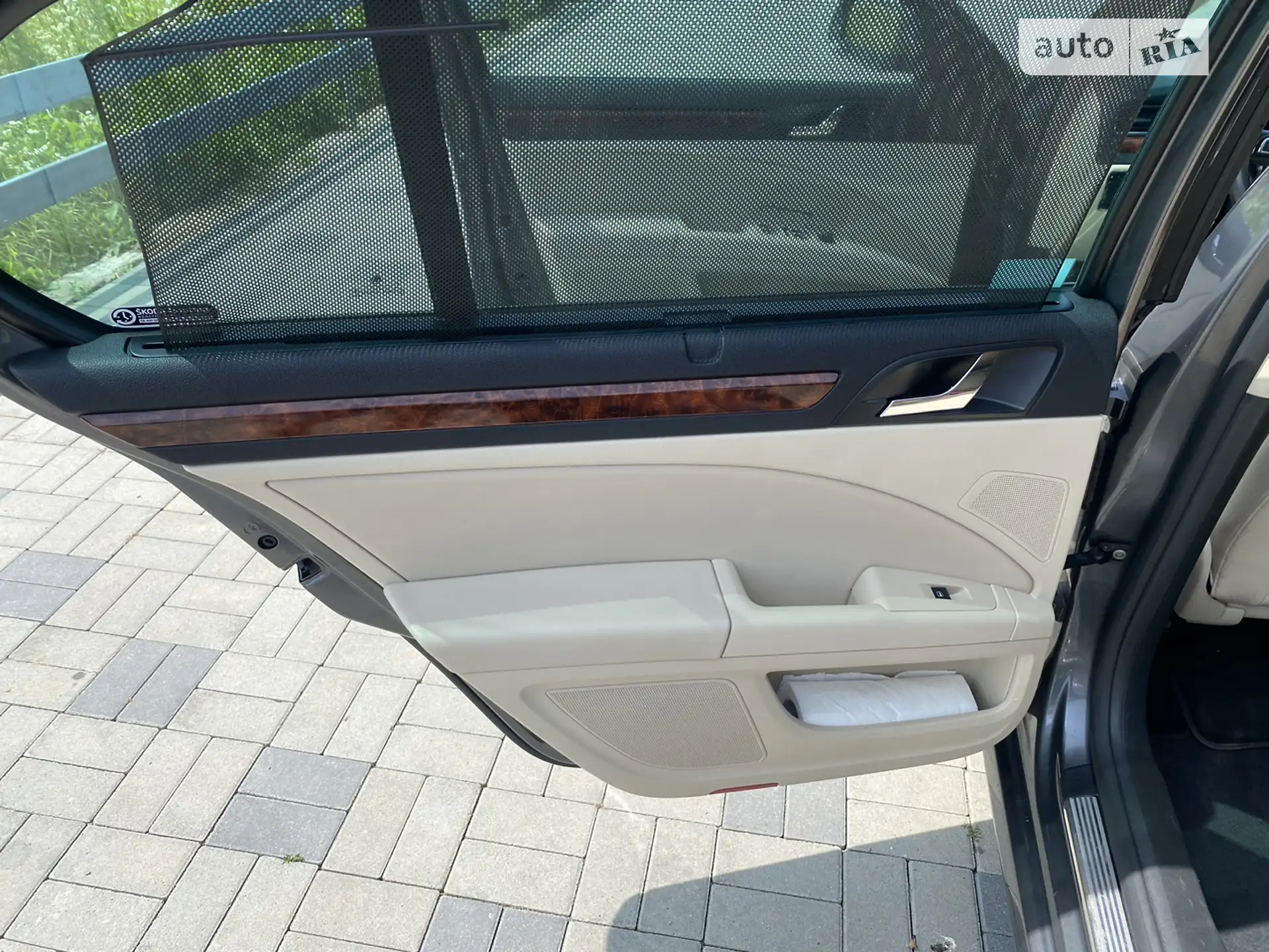 2011 Skoda Superb - мініатюра 22
