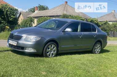 Лифтбек Skoda Superb 2009 в Ужгороде