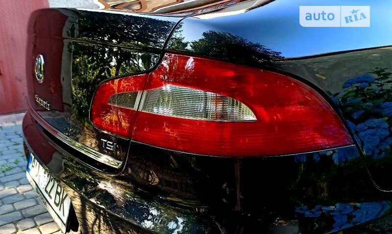 Лифтбек Skoda Superb 2012 в Мукачево