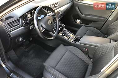 Лифтбек Skoda Superb 2016 в 