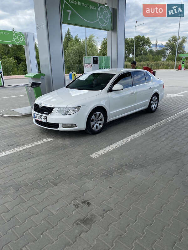 Skoda Superb 2012