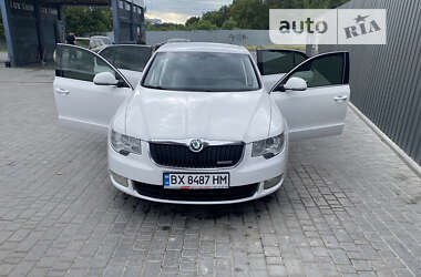 Ліфтбек Skoda Superb 2012 в Кам'янець-Подільському