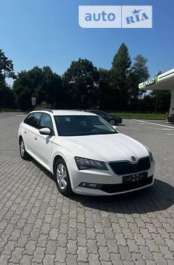 Универсал Skoda Superb 2016 в 
