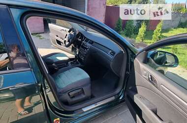 Лифтбек Skoda Superb 2011 в Черкассах